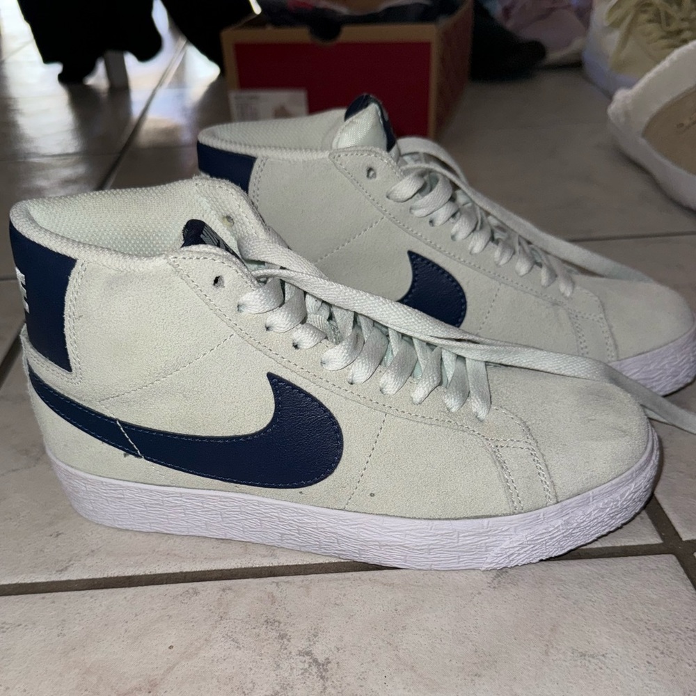 Nike Womans Sage and Navy High-Top Sneakers